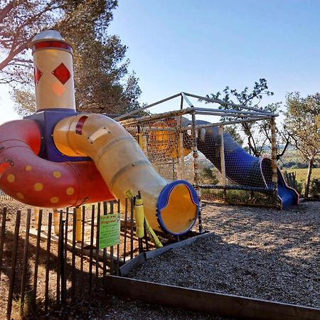 Camping Le Bois De Pins Salses-le-Château Buitenkant foto