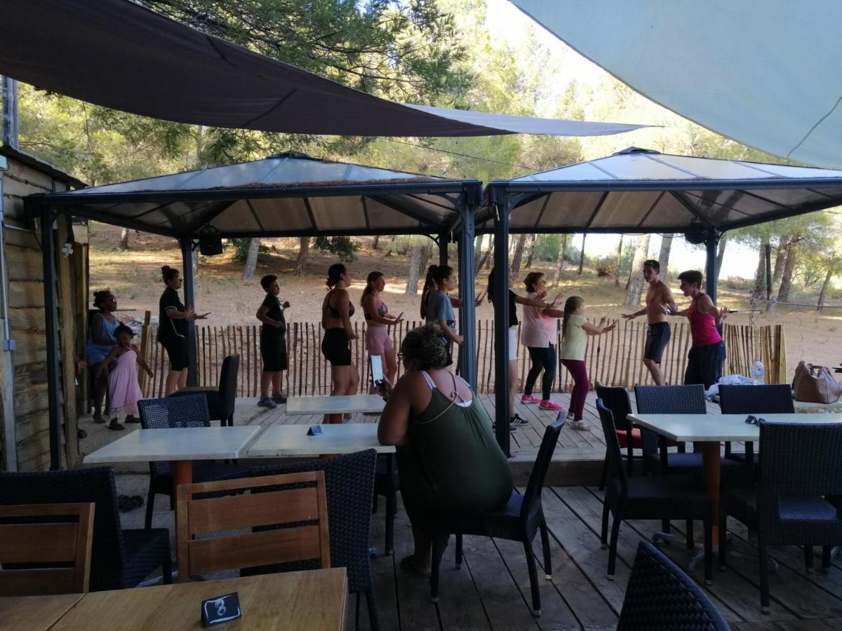Camping Le Bois De Pins Salses-le-Château Buitenkant foto