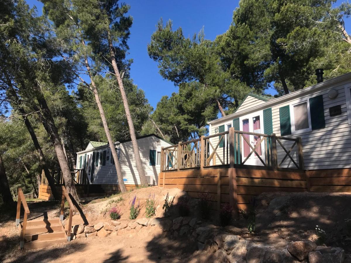 Camping Le Bois De Pins Salses-le-Château Buitenkant foto